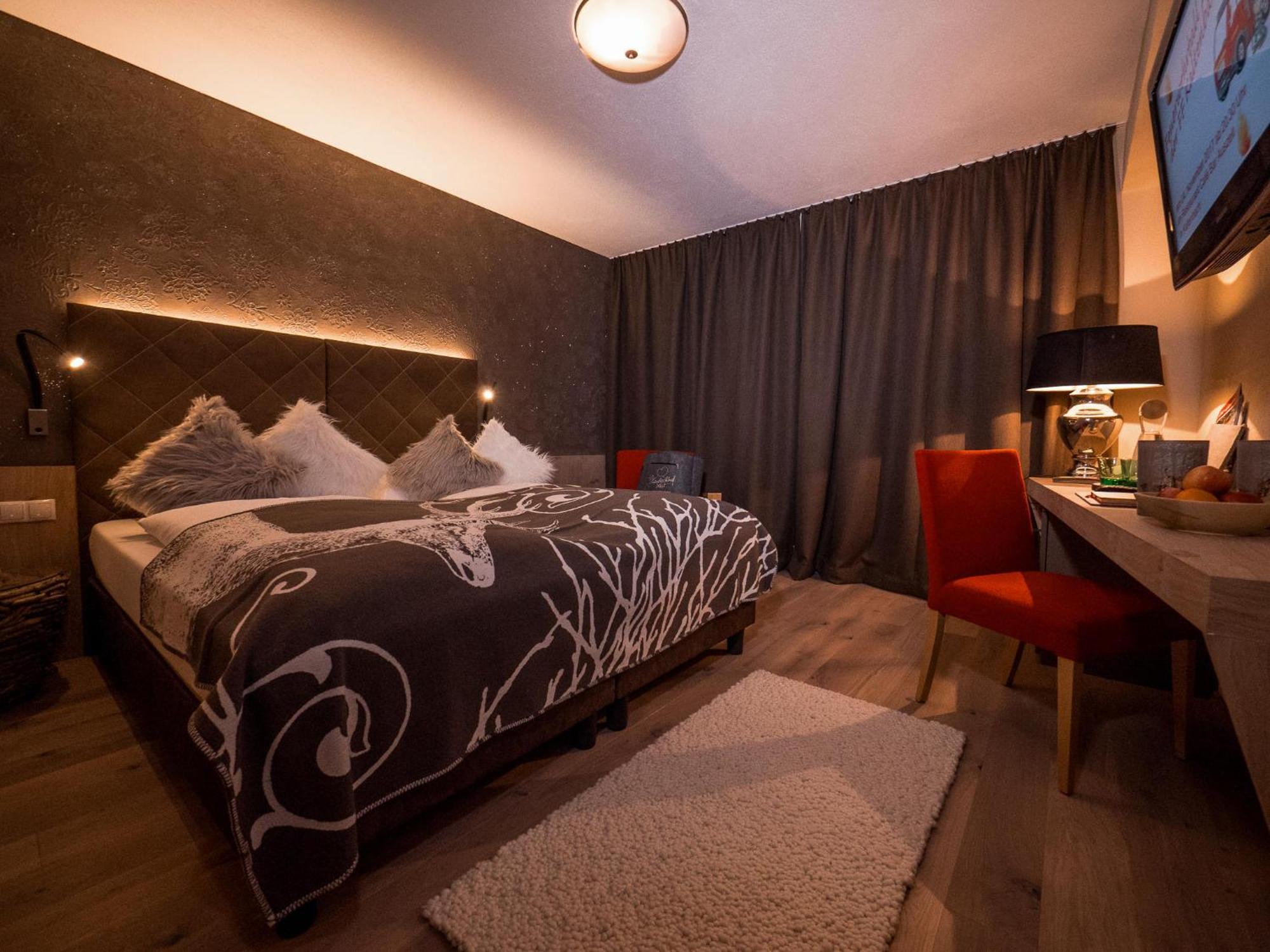 Boutique Hotel Haidachhof superior Fügen Extérieur photo